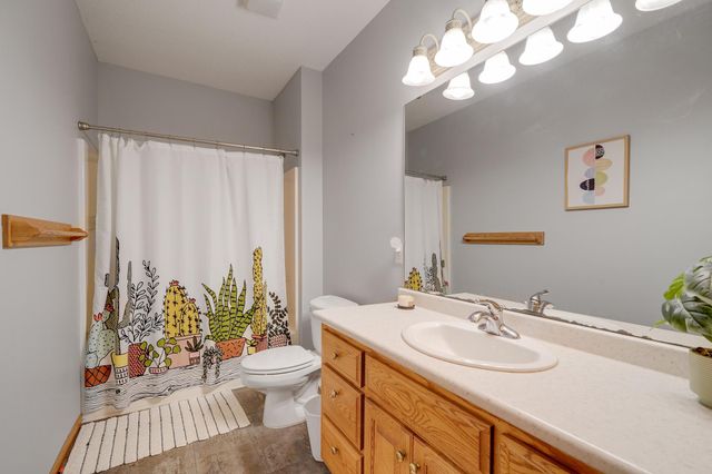 553 Tuttle Drive, Hastings, MN 55033