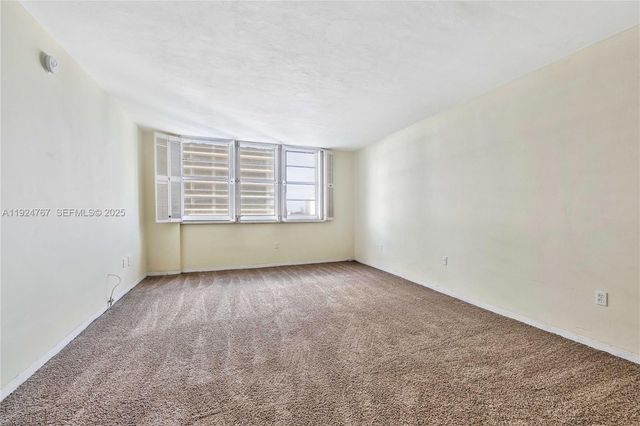 5825 Collins Ave 6E, Miami Beach, FL 33140