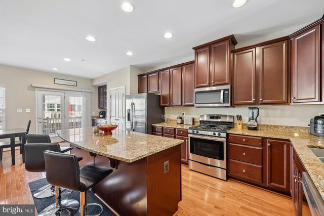 11672 EMERALD DR, Clarksburg, MD 20871