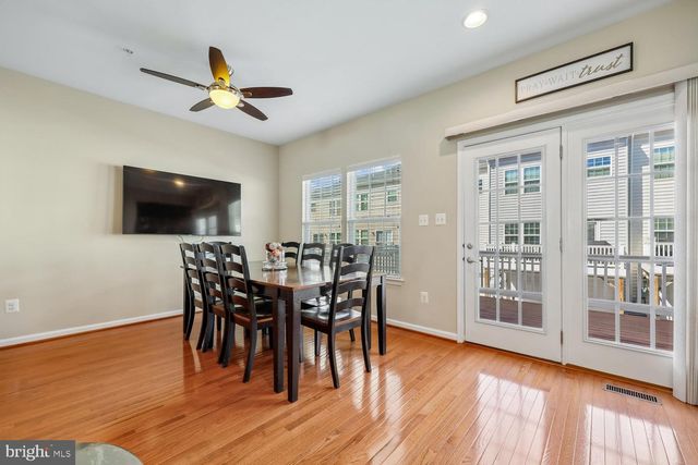 11672 EMERALD DR, Clarksburg, MD 20871