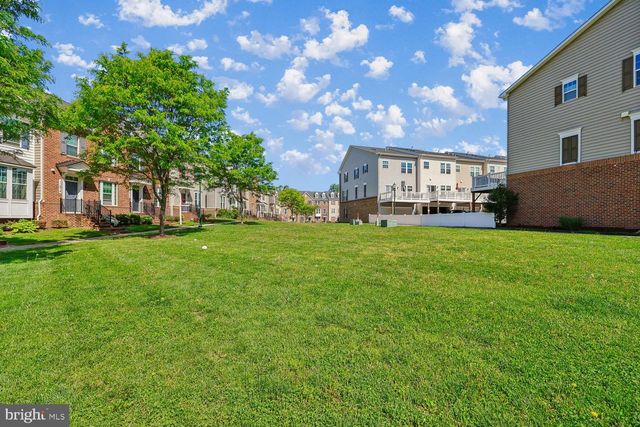 11672 EMERALD DR, Clarksburg, MD 20871