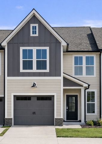318 Panther Dr, Murfreesboro, TN 37127