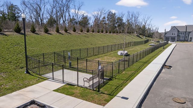 318 Panther Dr, Murfreesboro, TN 37127