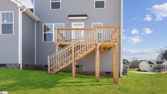 512 Broad Creek Court, Seneca, SC 29678