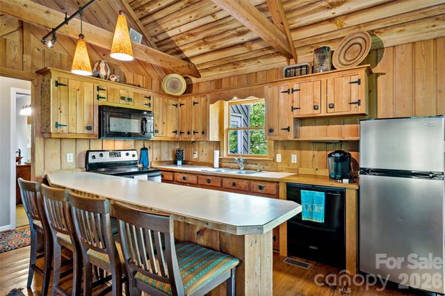 1795 Mckenzie Way N 505, Old Fort, NC 28762