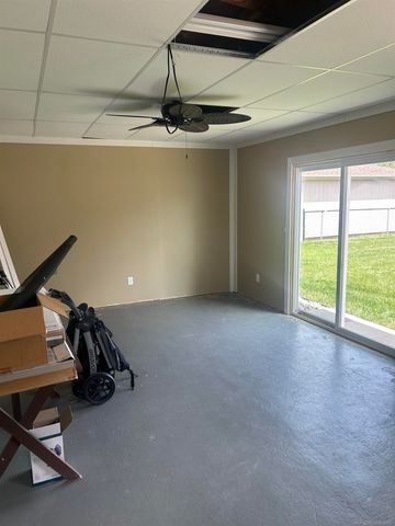 31434 Newport Dr. Drive, Warren, MI 48088