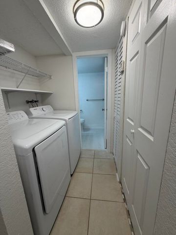 7175 Orange Drive 118h, Davie, FL 33314