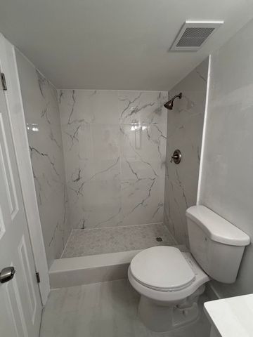 7175 Orange Drive 118h, Davie, FL 33314