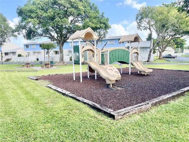 10350 SW 220th 239, Cutler Bay, FL 33190