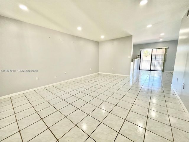 10350 SW 220th 239, Cutler Bay, FL 33190