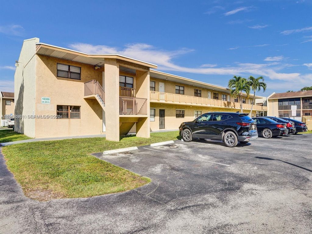 10350 SW 220th 239, Cutler Bay, FL 33190