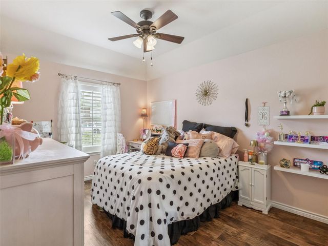 860 Fair LN, New Braunfels, TX 78130
