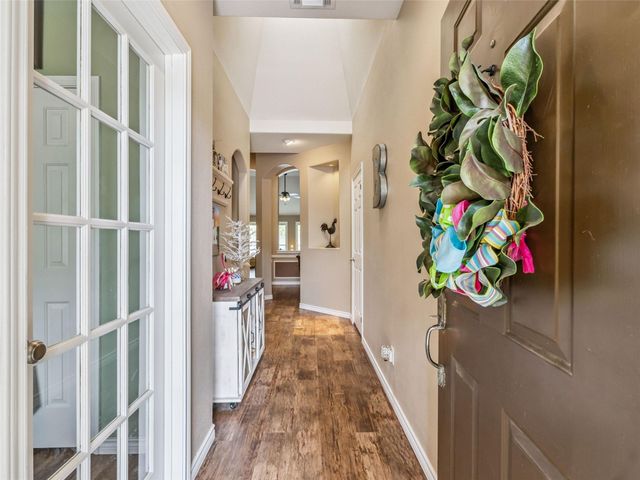 860 Fair LN, New Braunfels, TX 78130