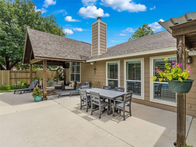 860 Fair LN, New Braunfels, TX 78130