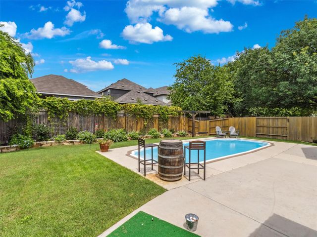 860 Fair LN, New Braunfels, TX 78130