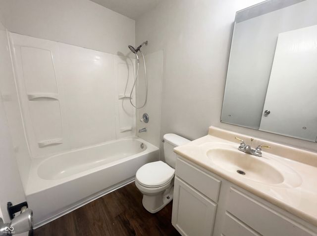 8610 Zephyr Drive, Indianapolis, IN 46217