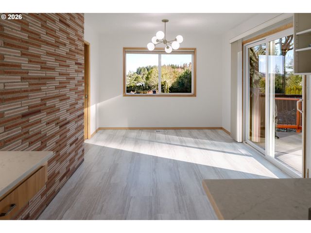 14285 Sw 114TH Ave, Tigard, OR 97224