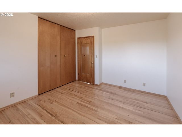 14285 Sw 114TH Ave, Tigard, OR 97224