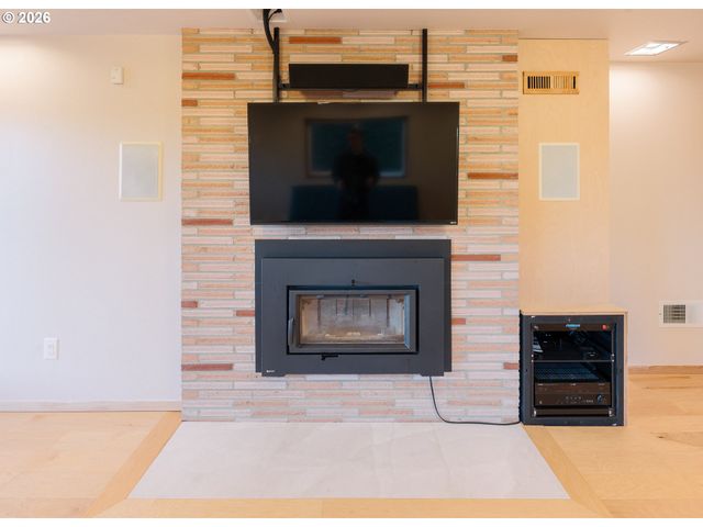 14285 Sw 114TH Ave, Tigard, OR 97224