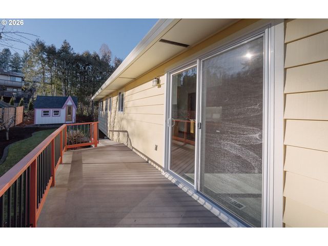 14285 Sw 114TH Ave, Tigard, OR 97224