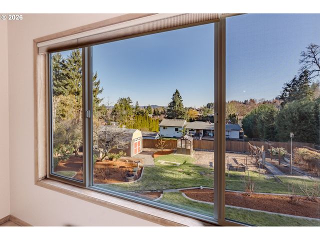 14285 Sw 114TH Ave, Tigard, OR 97224