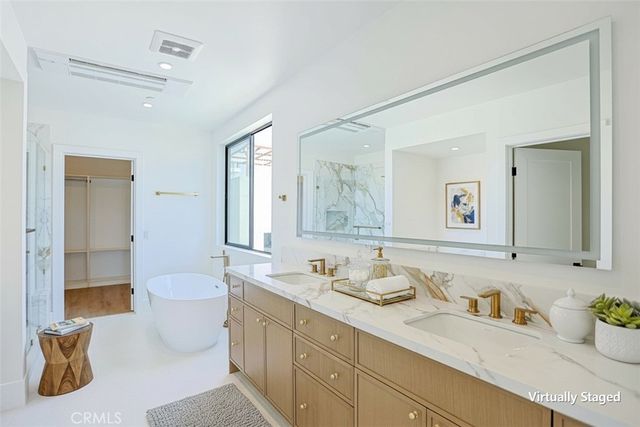 111 9th, Huntington Beach, CA 92648
