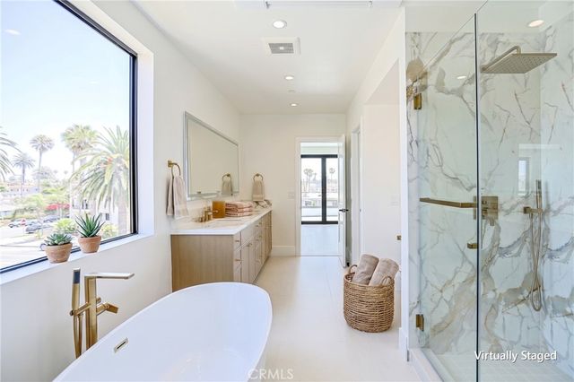 111 9th, Huntington Beach, CA 92648