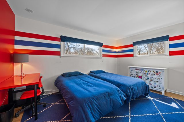 161 E Stone Avenue, Lake Forest, IL 60045