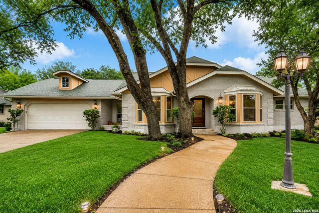 13058 N HUNTERS CIR, San Antonio, TX 78230