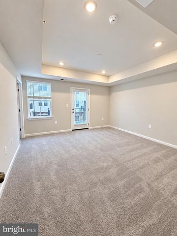 42639 DARALA DR, Ashburn, VA 20147