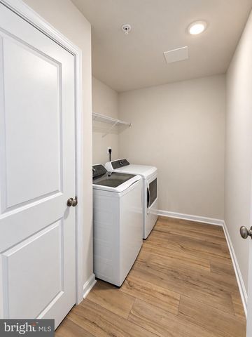 42639 DARALA DR, Ashburn, VA 20147