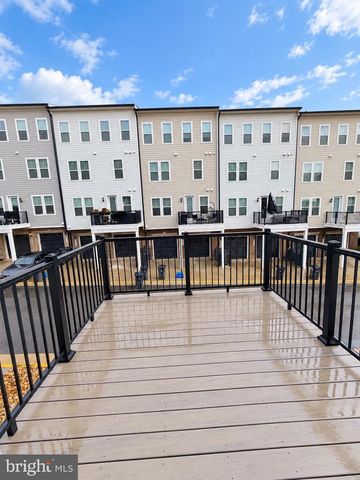 42639 DARALA DR, Ashburn, VA 20147