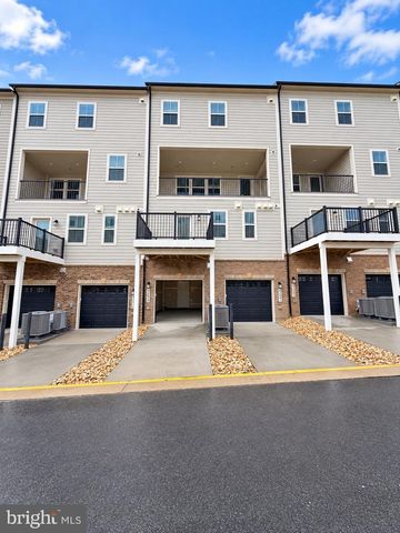 42639 DARALA DR, Ashburn, VA 20147