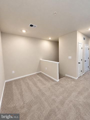 42639 DARALA DR, Ashburn, VA 20147