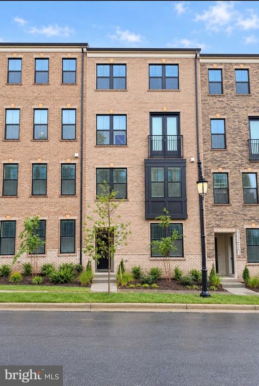 42639 DARALA DR, Ashburn, VA 20147
