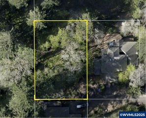 2375 Heath St S, Salem, OR 97302