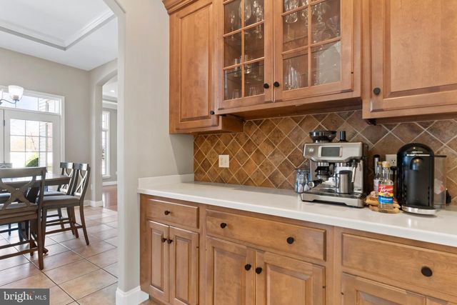 3710 FALKSTONE DR, Mechanicsburg, PA 17050