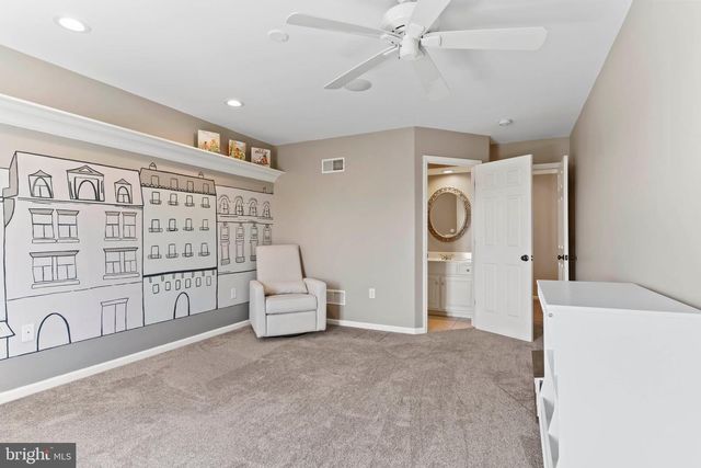 3710 FALKSTONE DR, Mechanicsburg, PA 17050