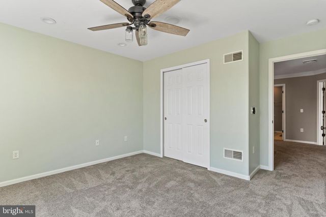 3710 FALKSTONE DR, Mechanicsburg, PA 17050