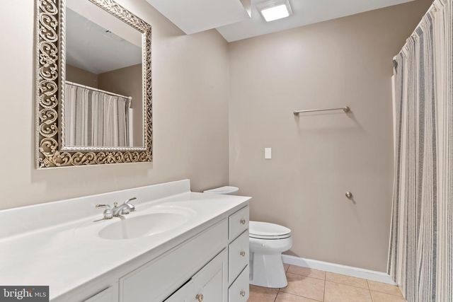 3710 FALKSTONE DR, Mechanicsburg, PA 17050