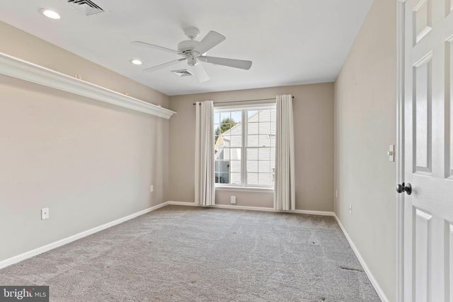 3710 FALKSTONE DR, Mechanicsburg, PA 17050