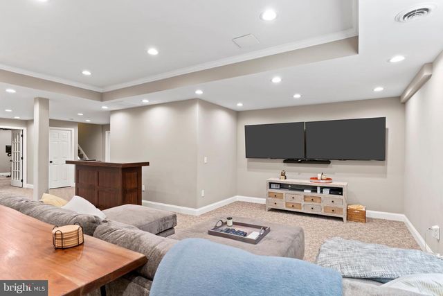 3710 FALKSTONE DR, Mechanicsburg, PA 17050