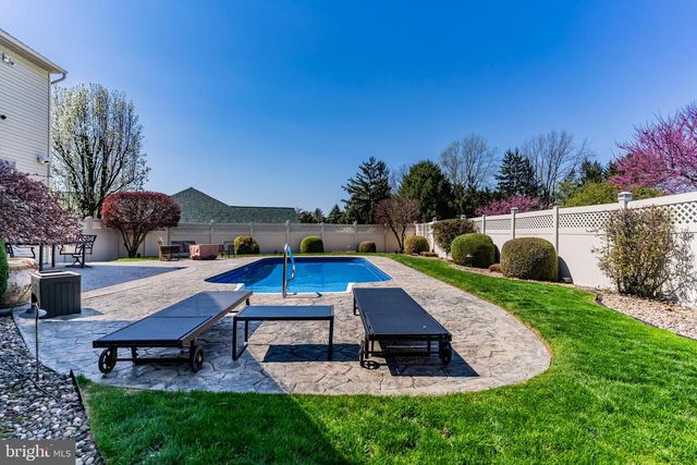3710 FALKSTONE DR, Mechanicsburg, PA 17050
