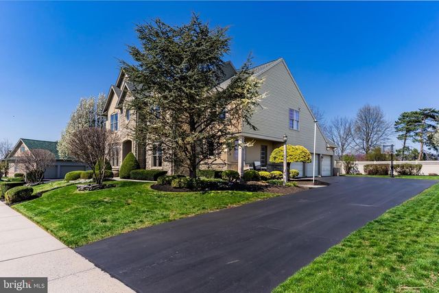 3710 FALKSTONE DR, Mechanicsburg, PA 17050