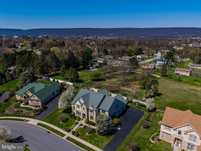 3710 FALKSTONE DR, Mechanicsburg, PA 17050