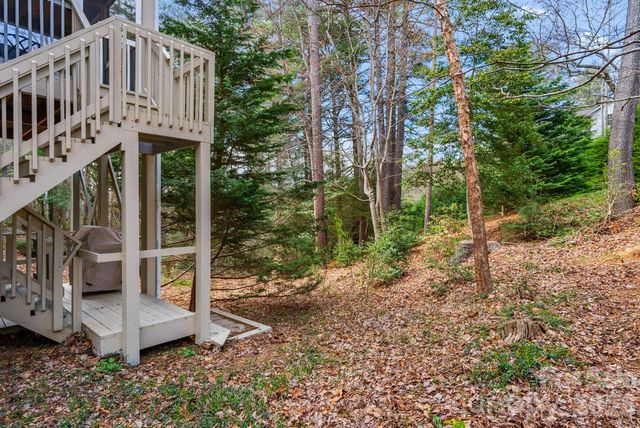 100 Thistle Knoll Court, Asheville, NC 28803