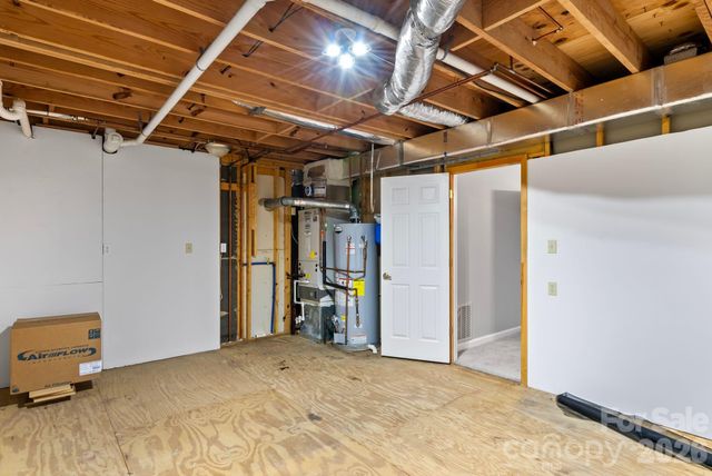 100 Thistle Knoll Court, Asheville, NC 28803