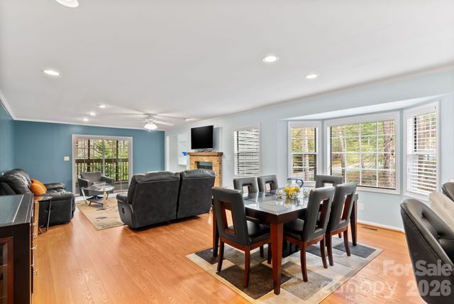 100 Thistle Knoll Court, Asheville, NC 28803