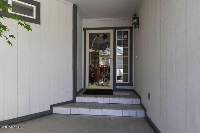 121 S Sawgrass Lane, Dayton, NV 89403