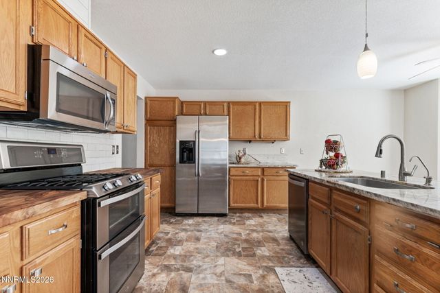121 S Sawgrass Lane, Dayton, NV 89403